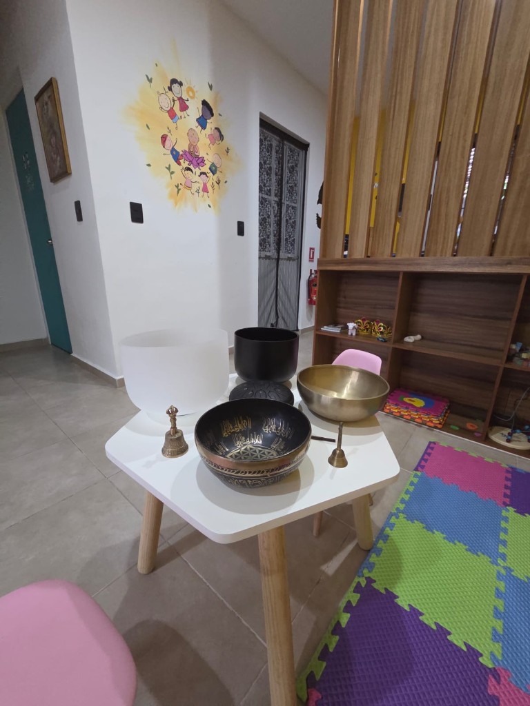 Instrumentos de musicoterapia para recién nacidos en Nenelandia