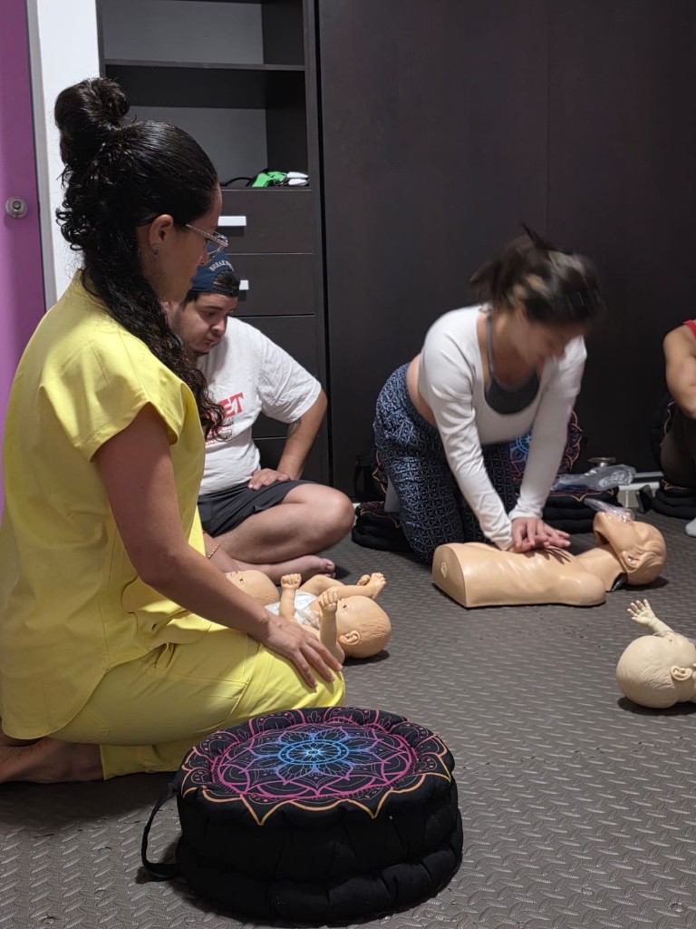 Taller de primeros auxilios infantiles en Nenelandia
